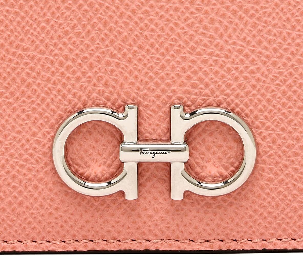 極美品✨Ferragamo ガンチーニ 二つ折り財布 レザー スリム ピンク系 楽天市場】フェラガモ 2つ折り財布 FERRAGAMO ガンチーニ 22D780